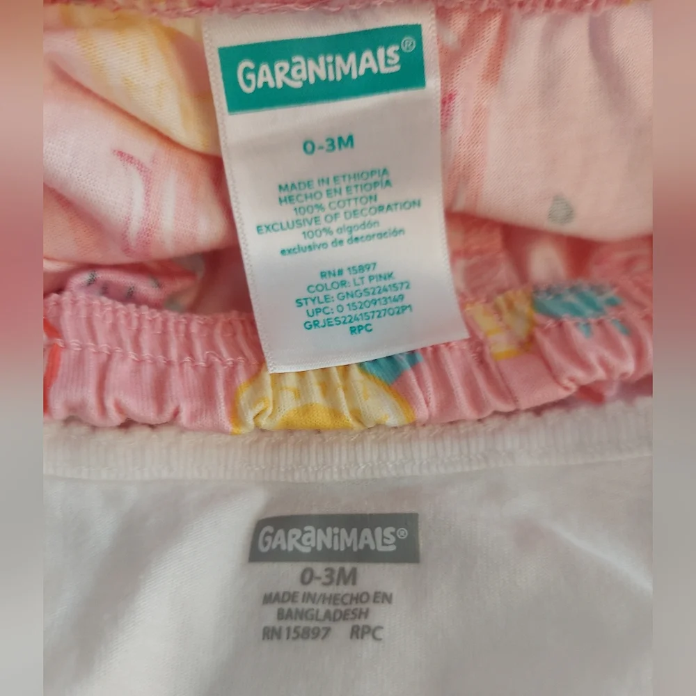 🎁 10/$25-Flamingos shorts and onesie set, 0- 3 months